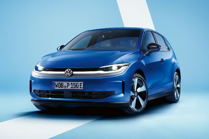 Volkswagen je konec aprila uradno odprl prednaročila za povsem novi ID. Polo, model, ki predstavlja začetek novega poglavja ene najbolj prepoznavnih avtomobilskih zgodb. Polo je v zadnjih desetletjih postal sinonim za zanesljiv, uporaben in dostopen kompaktni avtomobil, zdaj pa prvič vstopa v povsem električno prihodnost. Volkswagen ID. Polo prihaja z dosegom do 454 km, presenetljivo prostornostjo in bogato serijsko opremo.